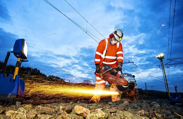 Rail equipment hire
