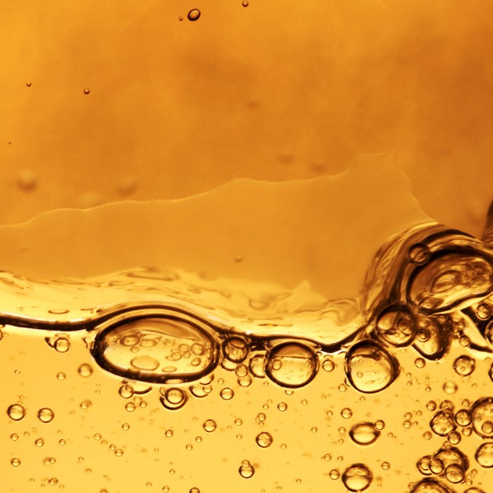 Hydrotreated vegetable oil fuel solutions