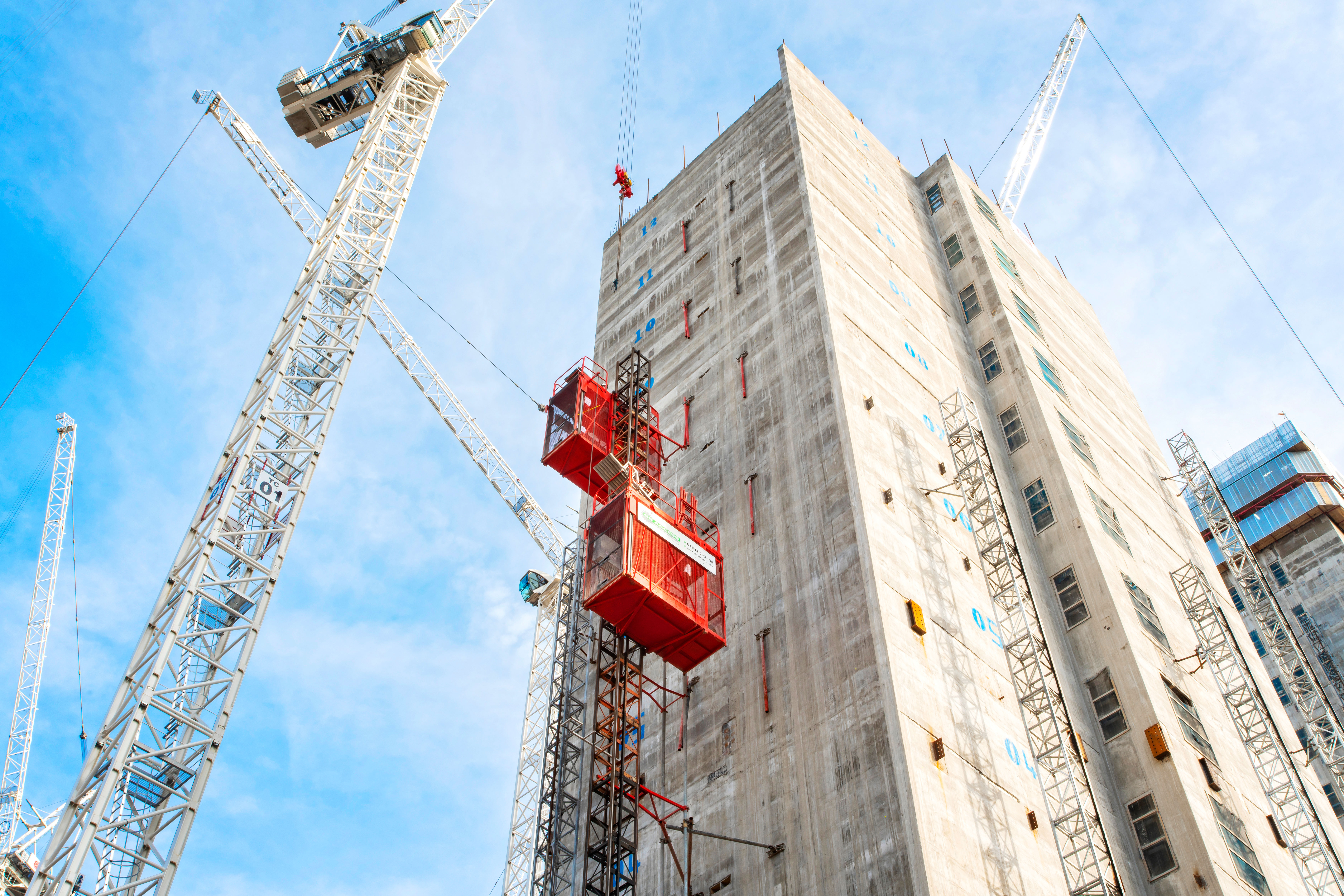 Sunbelt Rentals Hoists in action at Circle Square, Manchester