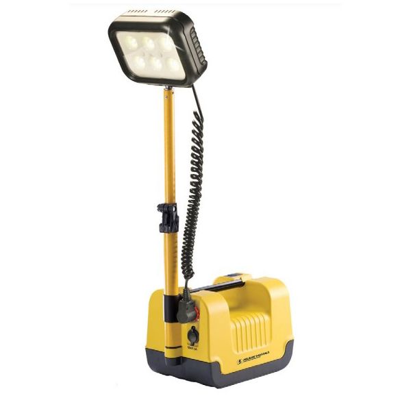 50001635_PELI_9430_Area_Lighting_System_Front_Extended_View7432.jpeg