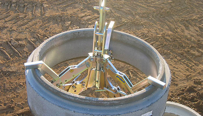 Manhole Lifters