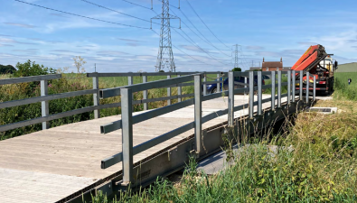 Safe, efficient overhead line works for utilities