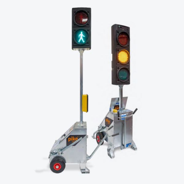 50000381_Pike_Micro_Evo_Traffic_Light_T5_Front_View2344.jpeg
