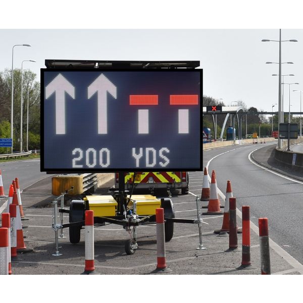 50000424_Roadside_Technologies_VMS_L_HD_Large_Front_View2493.jpeg