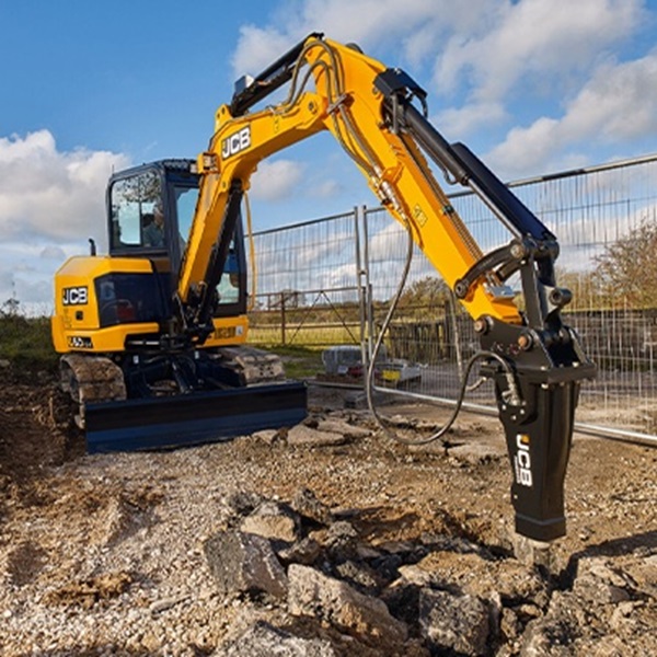 50002900_JCB_60C_2_6t_Diesel_Tracked_Mini_Excavator_Stage_V_Front_View_Web.jpg